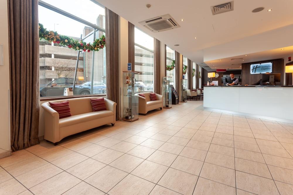 Holiday Inn Express - Glasgow - City Ctr Theatreland By Ihg Exterior photo