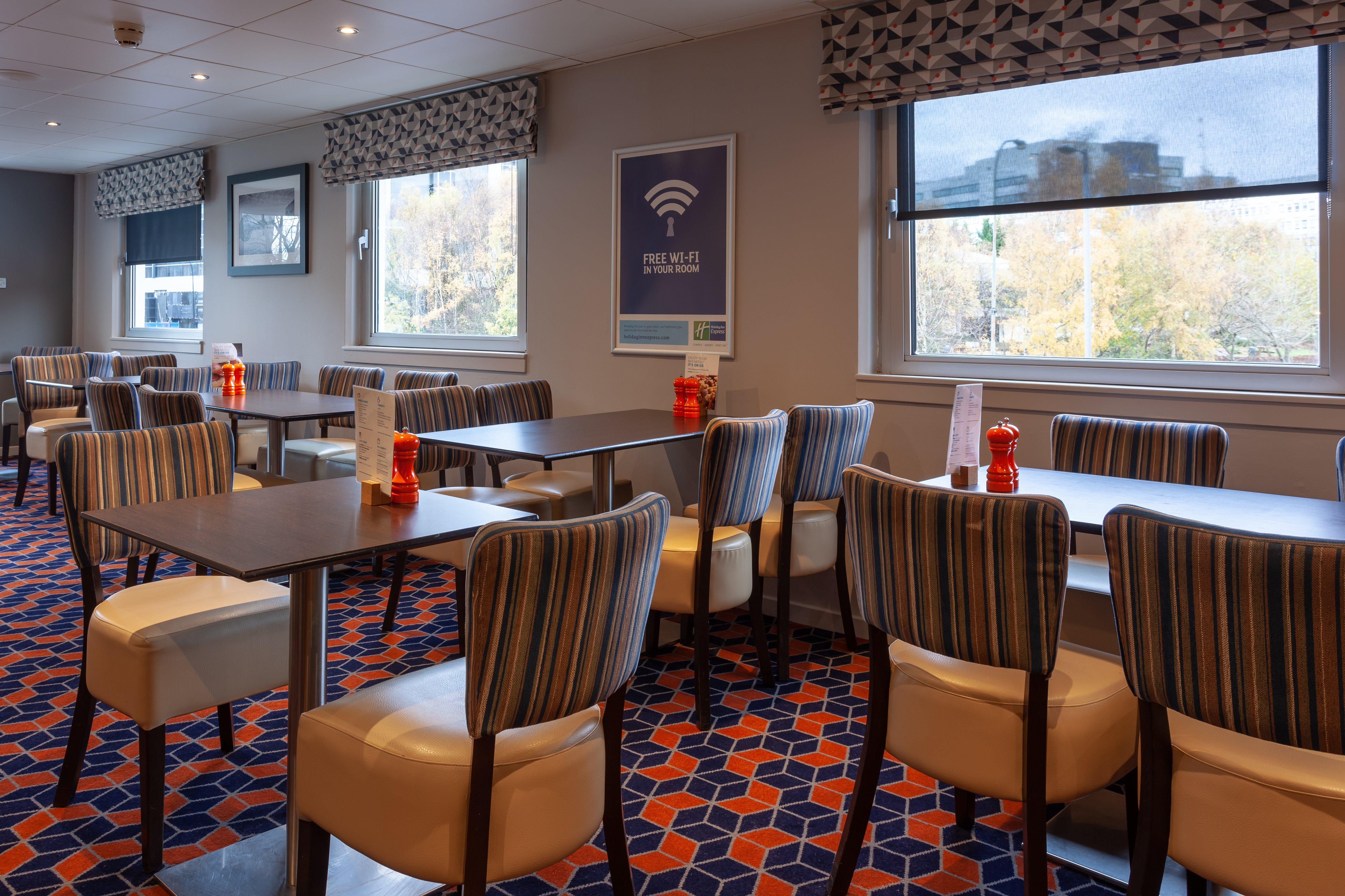 Holiday Inn Express - Glasgow - City Ctr Theatreland By Ihg Exterior photo