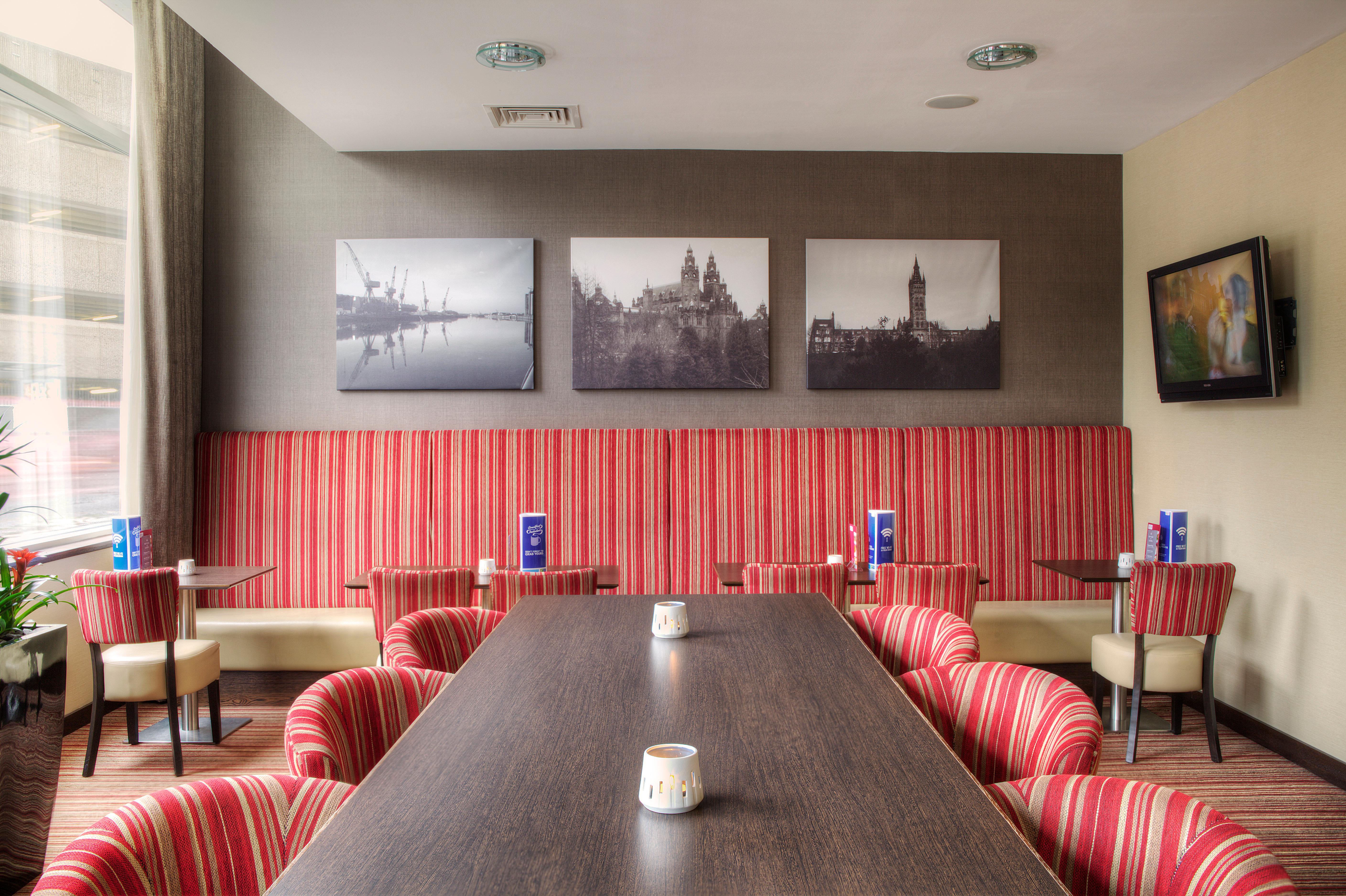Holiday Inn Express - Glasgow - City Ctr Theatreland By Ihg Exterior photo